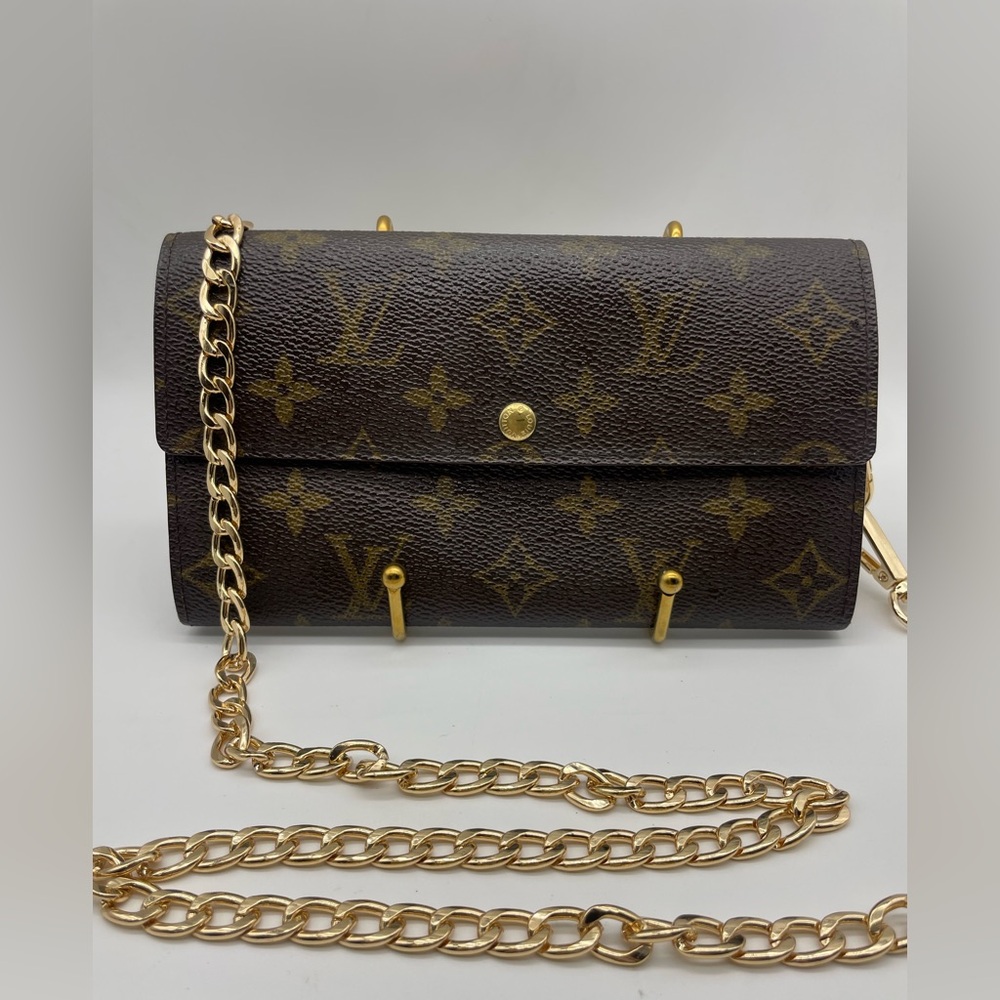 Louis Vuitton Monogram Long Wallet - Picture 13 of 13